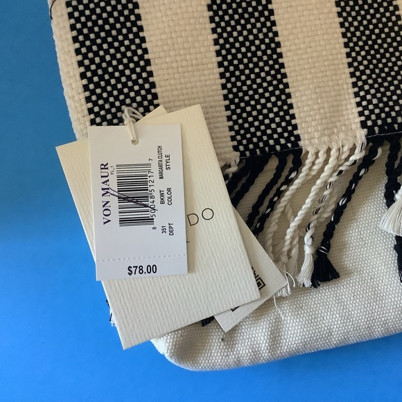 Brand New Margarita Clutch
Mercado Global - Picture 6 of 9